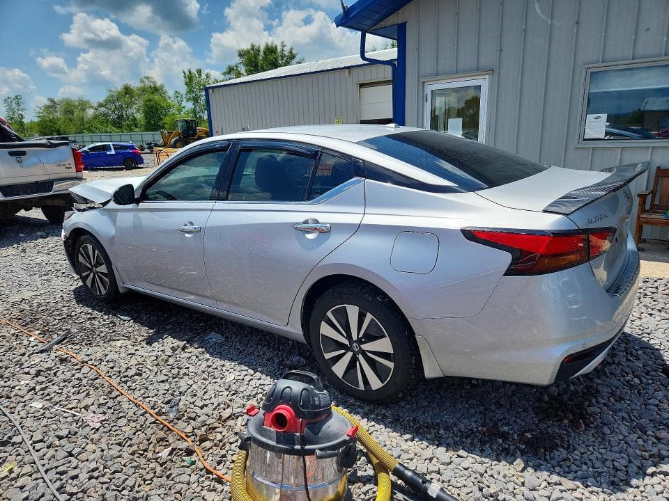 2019 NISSAN ALTIMA SV SV 2