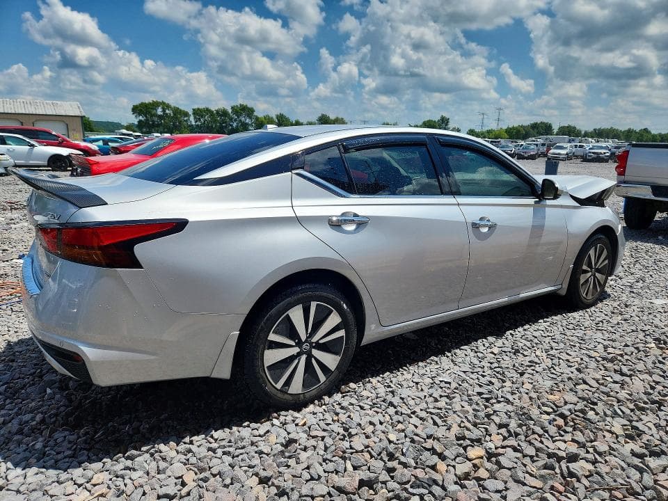 2019 NISSAN ALTIMA SV SV 3