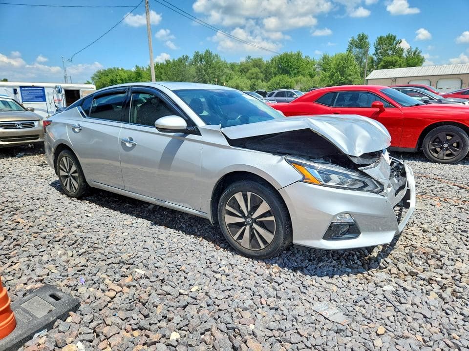 2019 NISSAN ALTIMA SV SV 4
