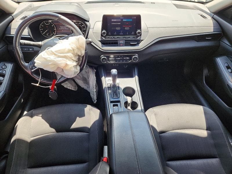 2019 NISSAN ALTIMA SV SV 8