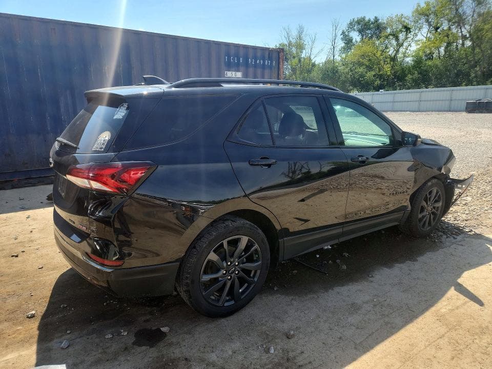 2022 CHEVROLET EQUINOX RS 3