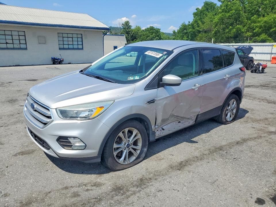 2017 FORD ESCAPE SE - 1