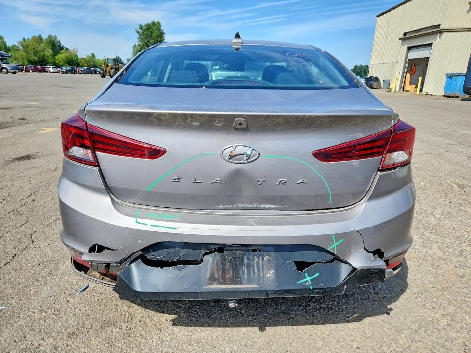 2020 HYUNDAI ELANTRA SEL SEL 6