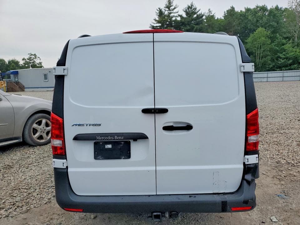 2022 MERCEDES-BENZ METRIS 6
