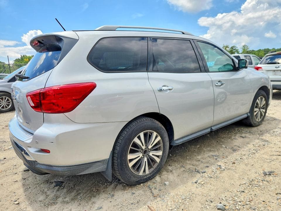 2017 NISSAN PATHFINDER SL SL 3