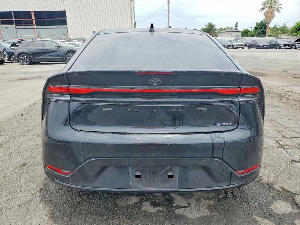 2023 TOYOTA PRIUS XLE 6