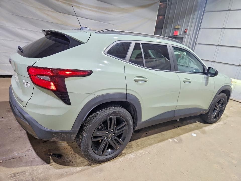 2025 CHEVROLET TRAX ACTIV 3