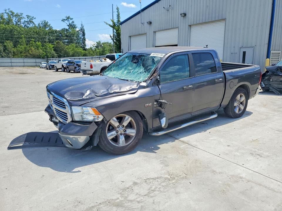 2019 RAM 1500 CLASSIC SLT SLT - 1