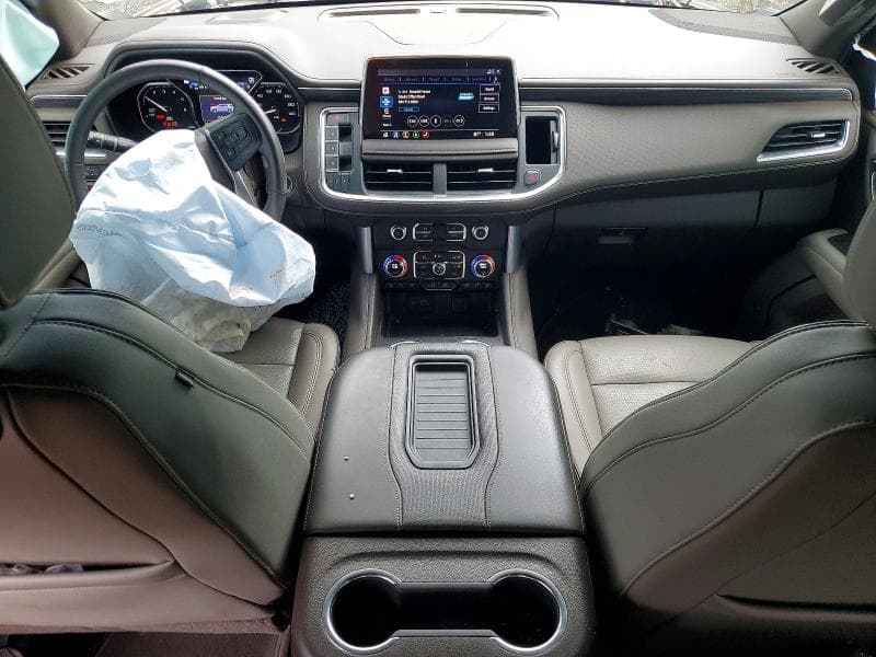2021 GMC YUKON SLT 8