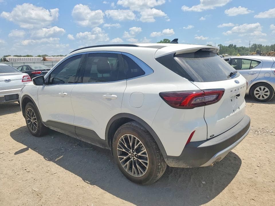 2026 FORD ESCAPE 2