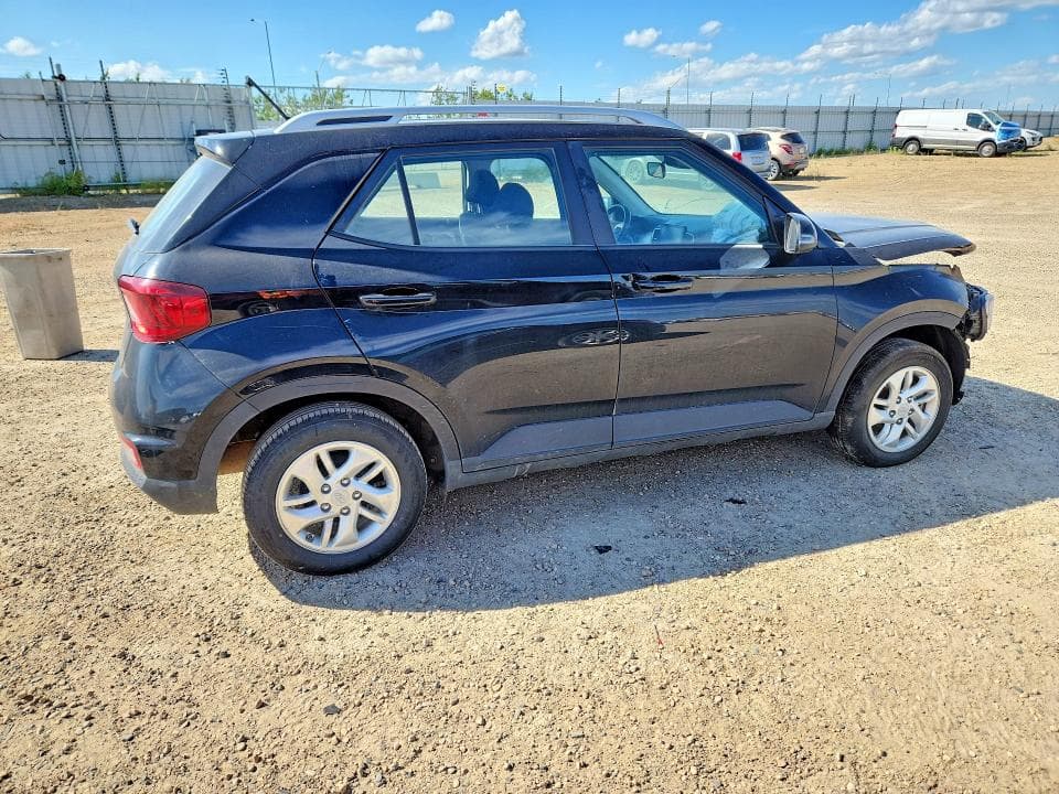2024 HYUNDAI VENUE SEL 3
