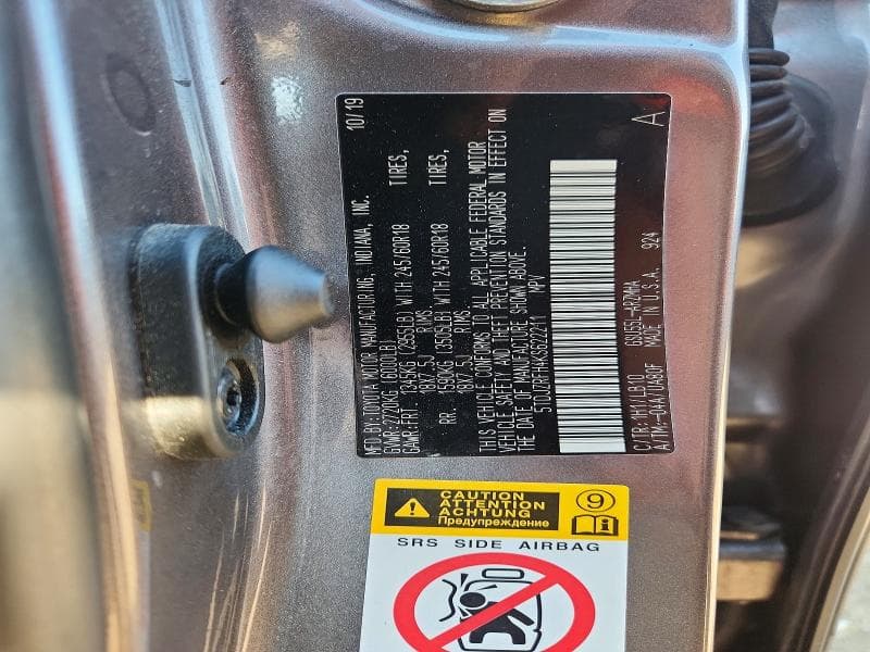 2019 TOYOTA HIGHLANDER XLE 14