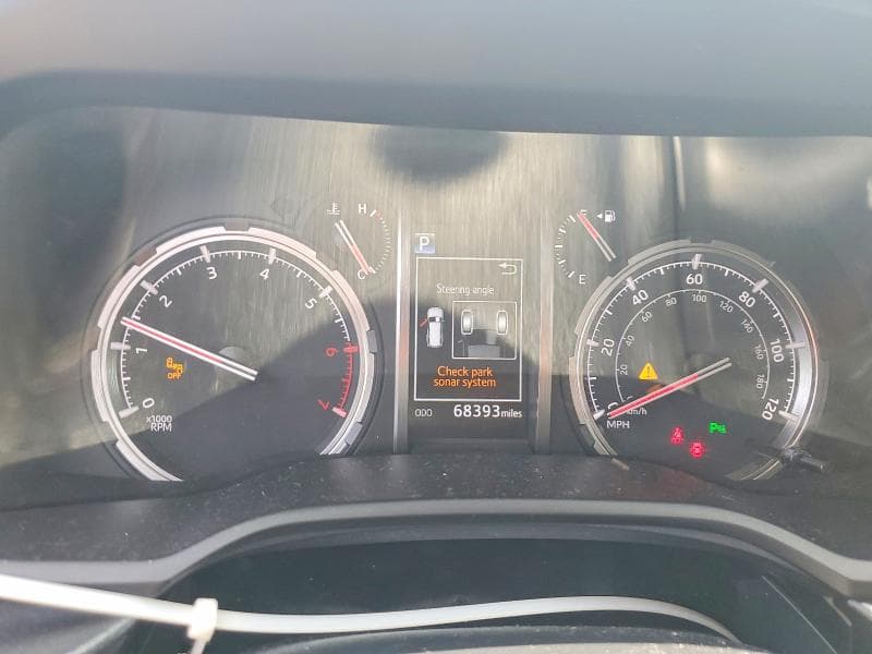 2022 TOYOTA 4RUNNER LIMITED 9