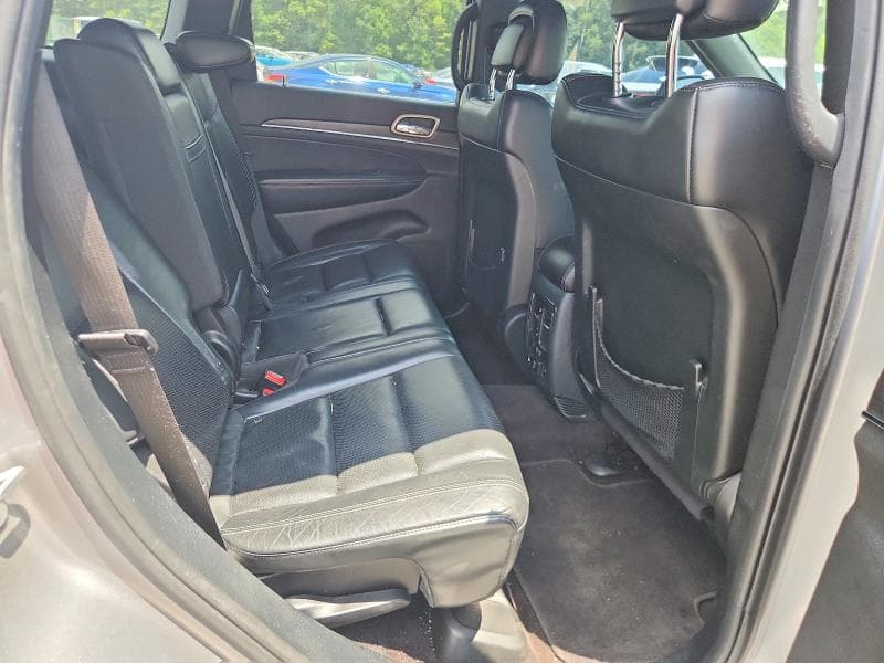 2017 JEEP GRAND CHEROKEE LIMITED 11