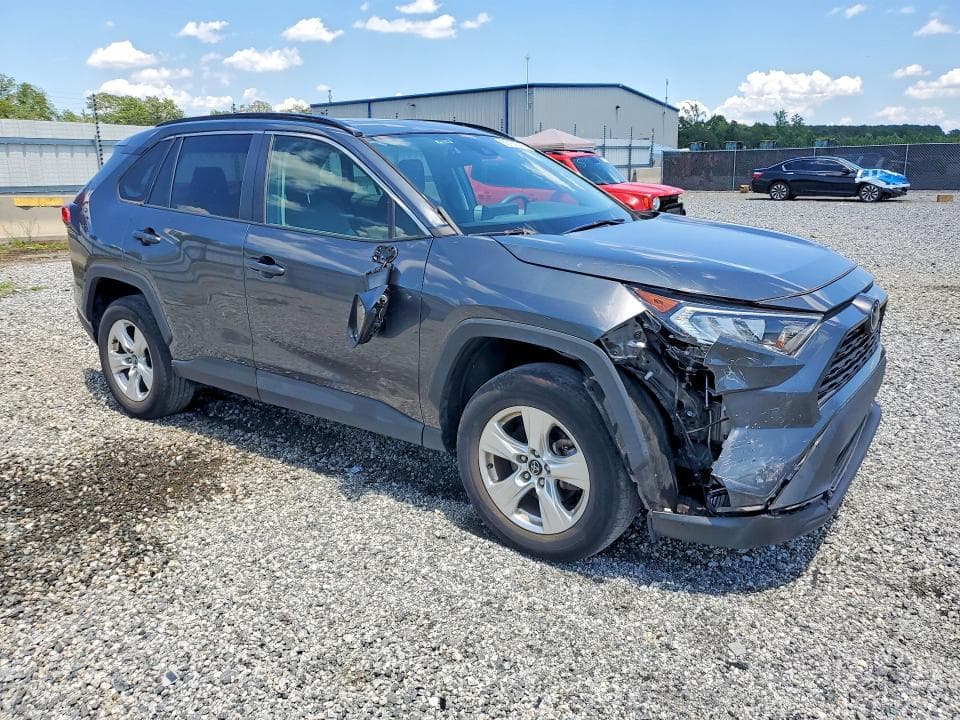 2021 TOYOTA RAV4 XLE 4