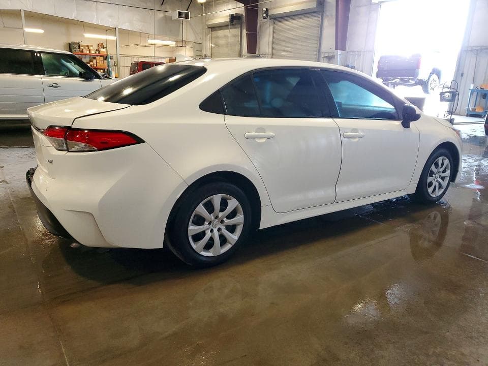 2024 TOYOTA COROLLA LE 3