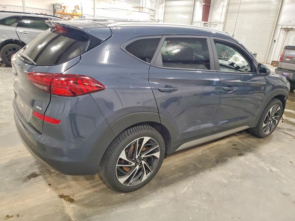2020 HYUNDAI TUCSON SPORT 3
