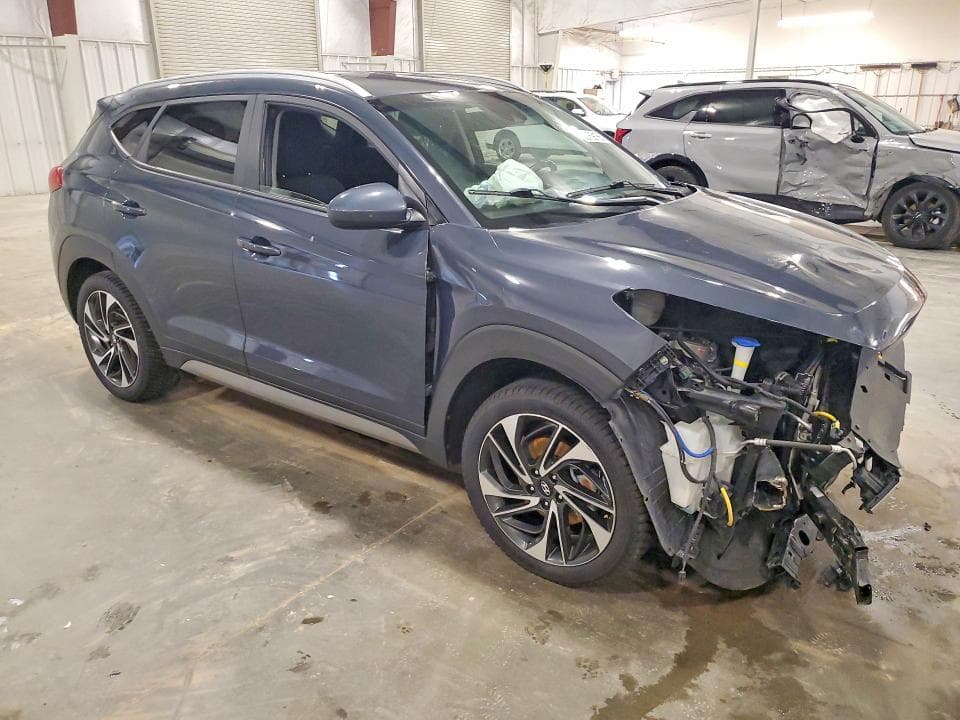 2020 HYUNDAI TUCSON SPORT 4
