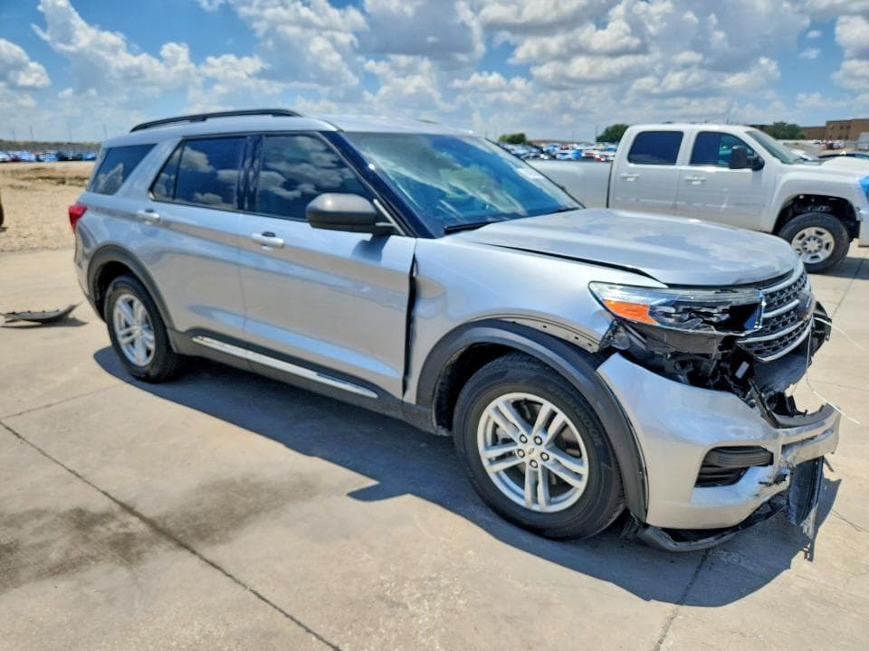 2022 FORD EXPLORER XLT 4