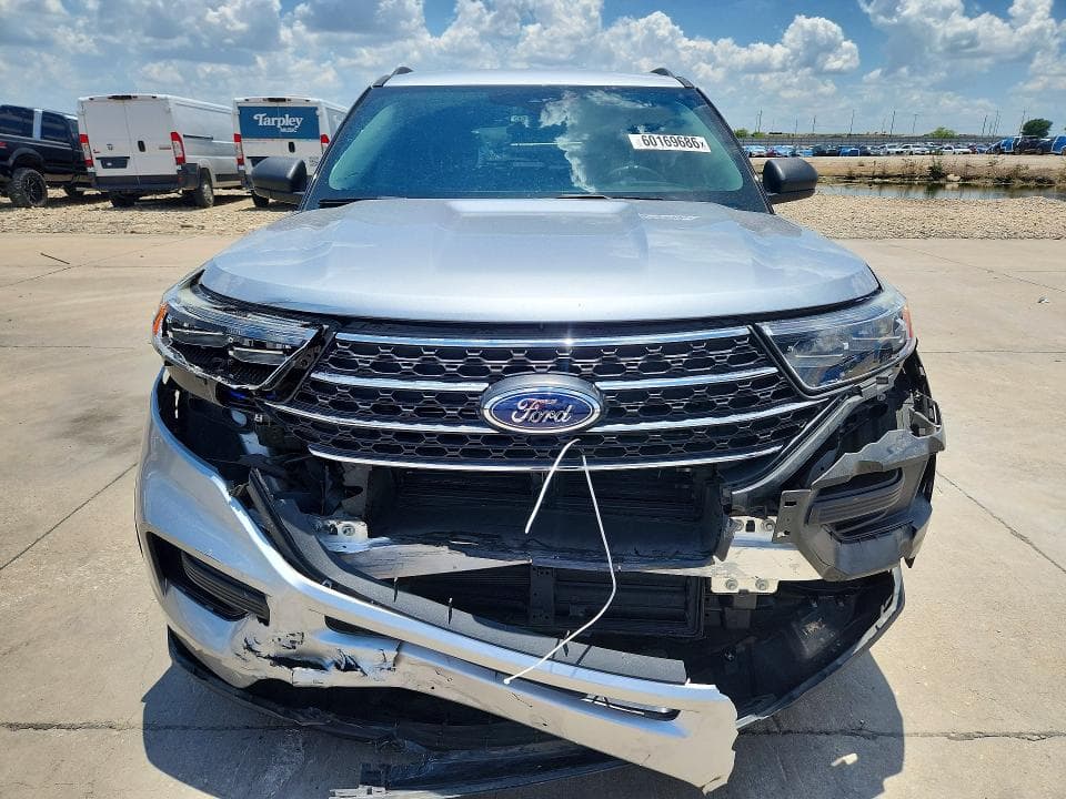 2022 FORD EXPLORER XLT 5