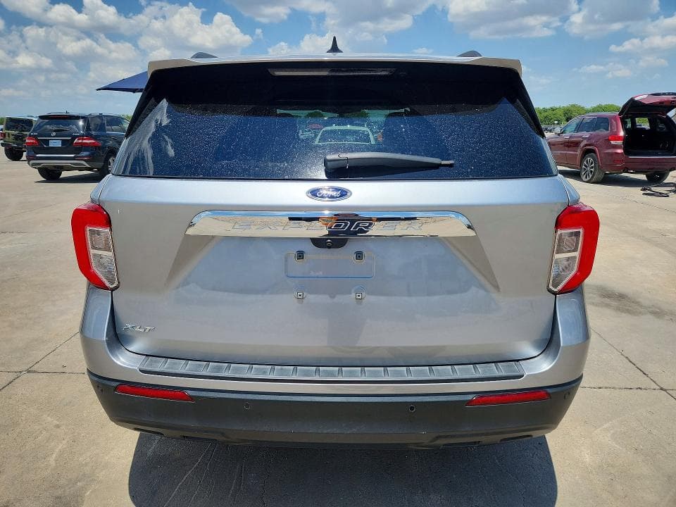 2022 FORD EXPLORER XLT 6