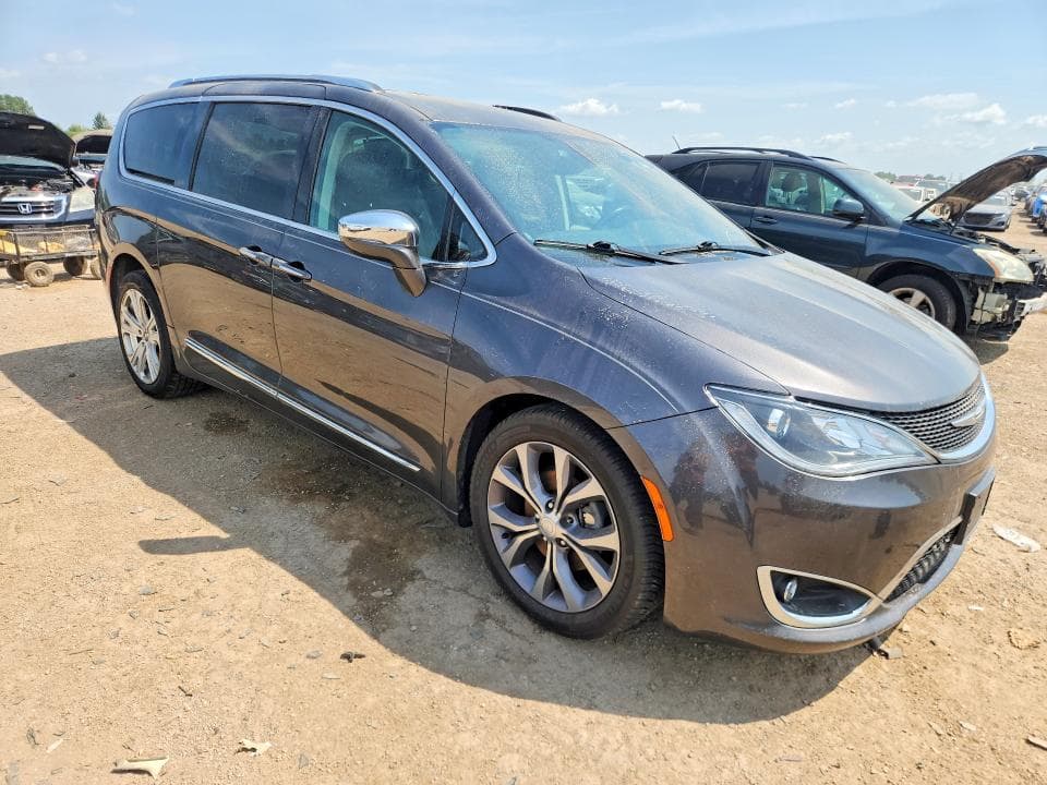2018 CHRYSLER PACIFICA LIMITED LIMITED 4