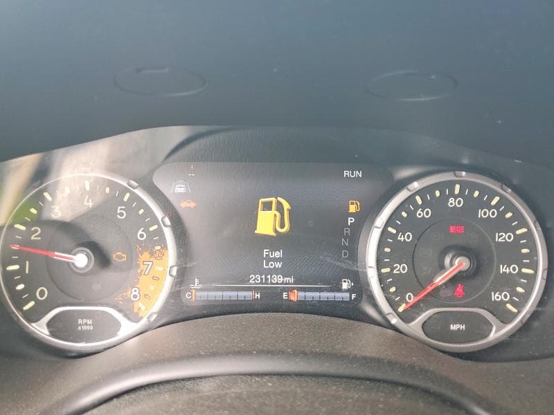 2016 JEEP RENEGADE LIMITED 9