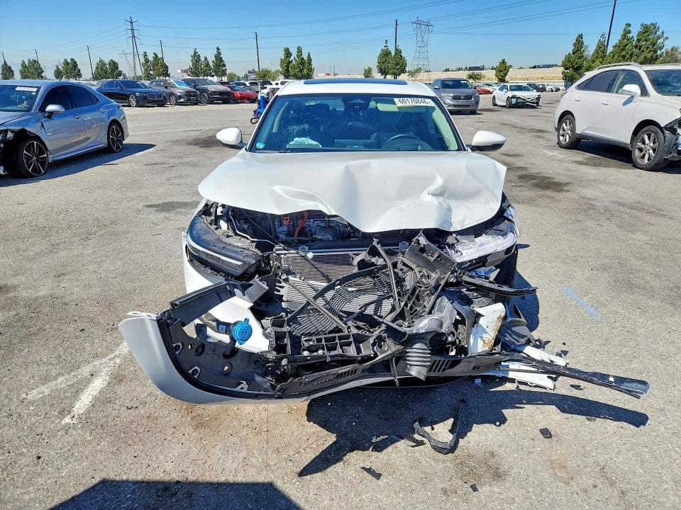 2024 HONDA ACCORD TOURING HYBRID 5