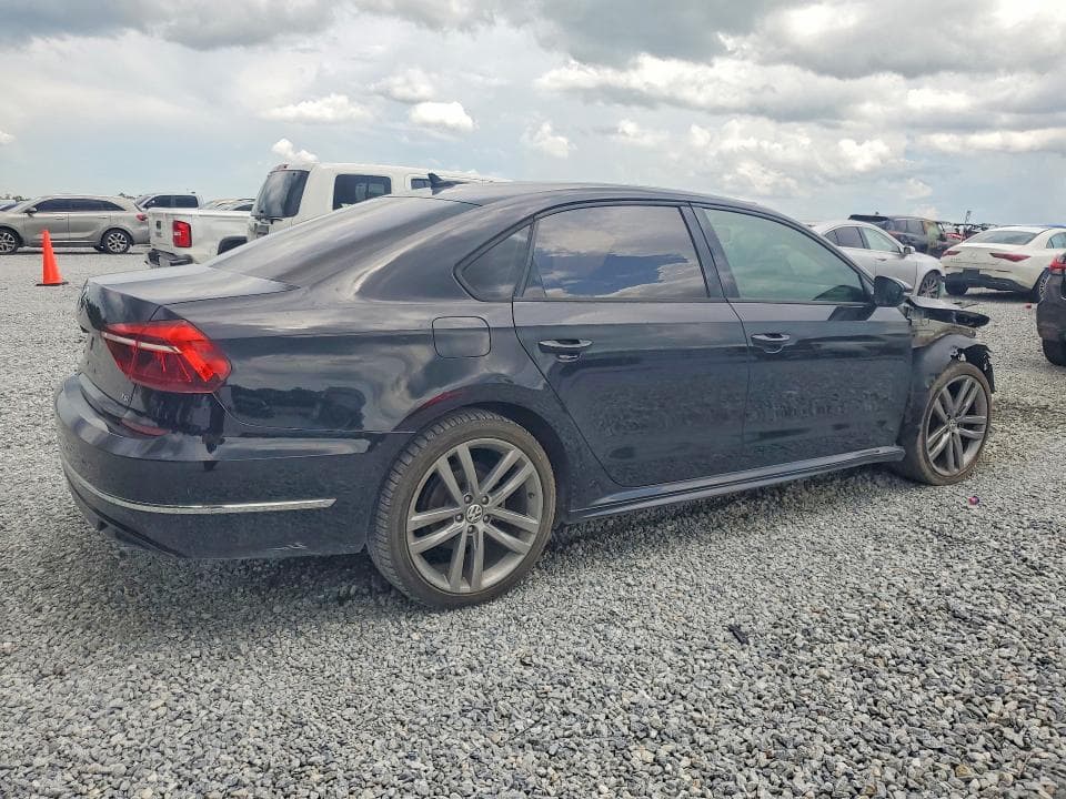 2018 VOLKSWAGEN PASSAT S/R-LINE S/R-LINE 3