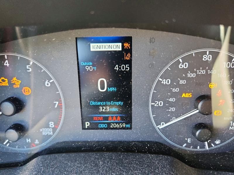 2025 TOYOTA COROLLA 9