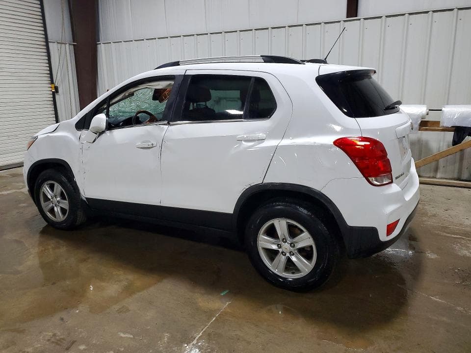 2020 CHEVROLET TRAX 1LT 2