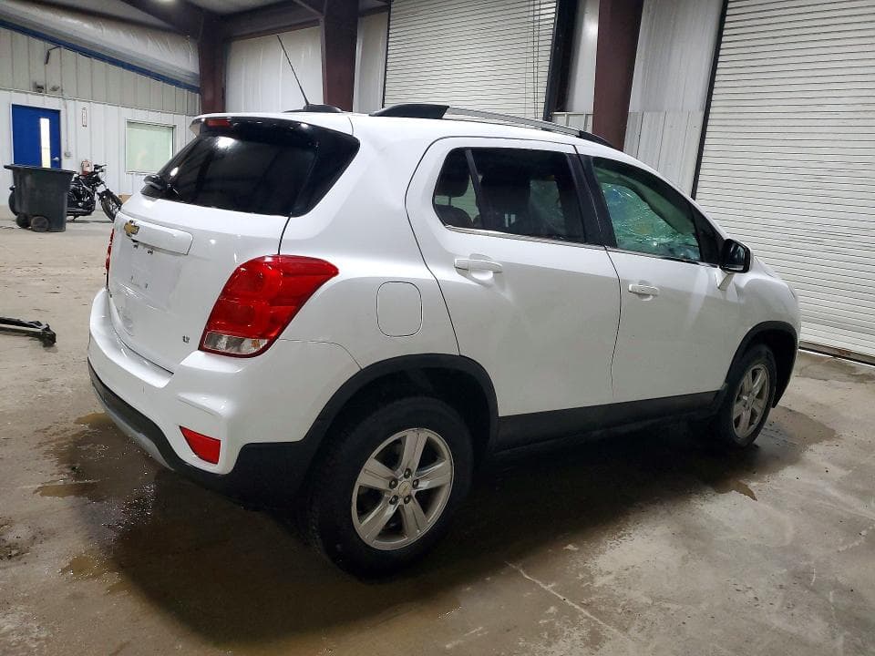 2020 CHEVROLET TRAX 1LT 3