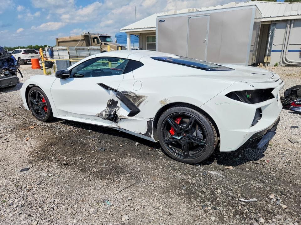 2025 CHEVROLET CORVETTE STINGRAY 2LT 2