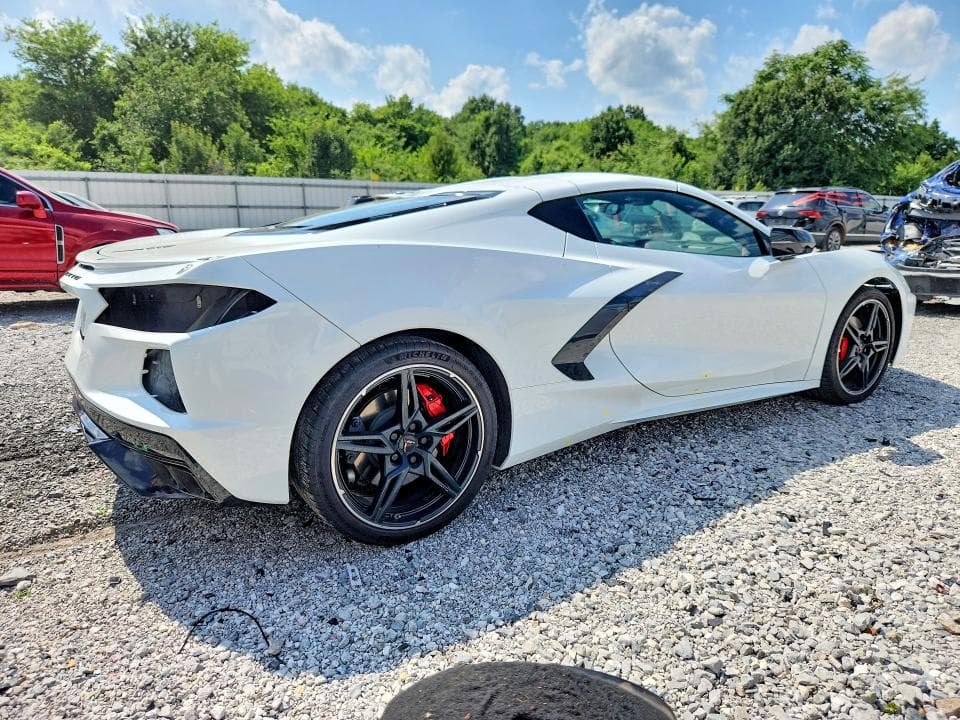 2025 CHEVROLET CORVETTE STINGRAY 2LT 3