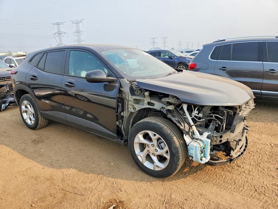 2024 CHEVROLET TRAX LS 4