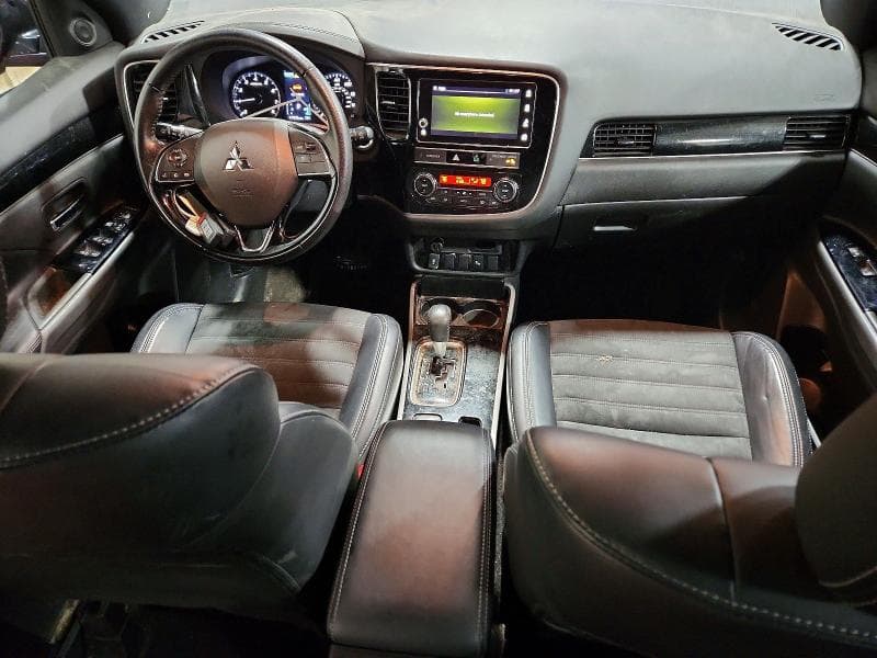 2019 MITSUBISHI OUTLANDER SE SE 8