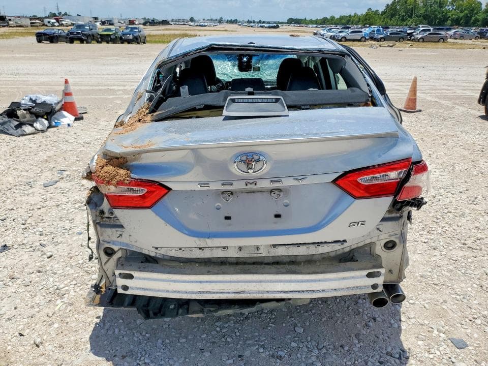 2019 TOYOTA CAMRY SE SE 6