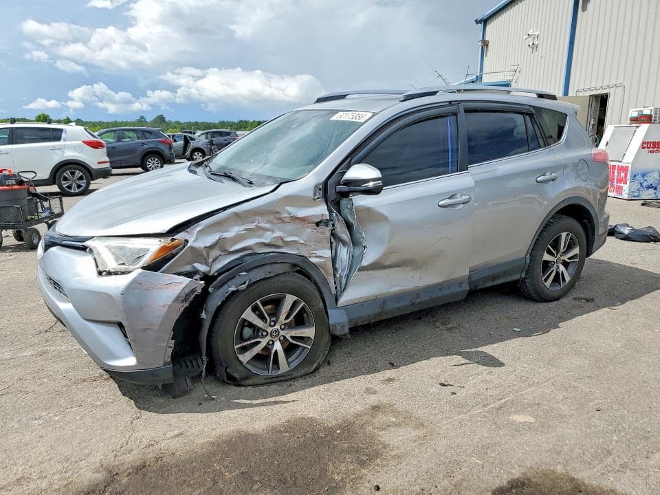 2018 TOYOTA RAV4 XLE - 1