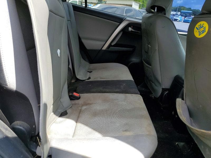 2018 TOYOTA RAV4 XLE 11