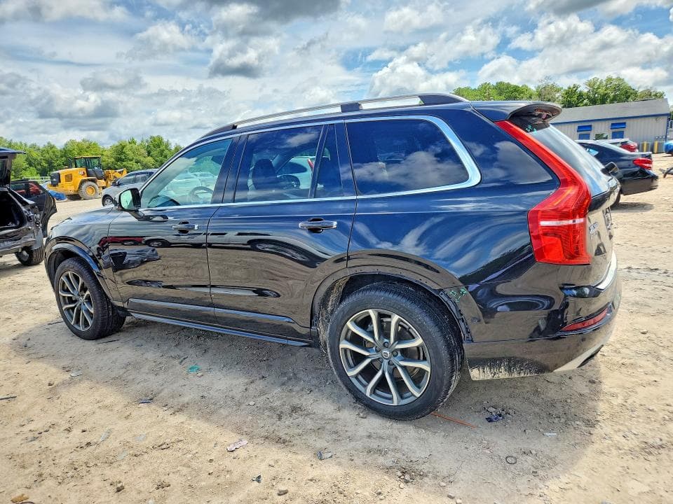 2017 VOLVO XC90 T6 2