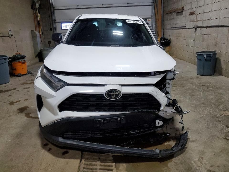 2023 TOYOTA RAV4 LE 5