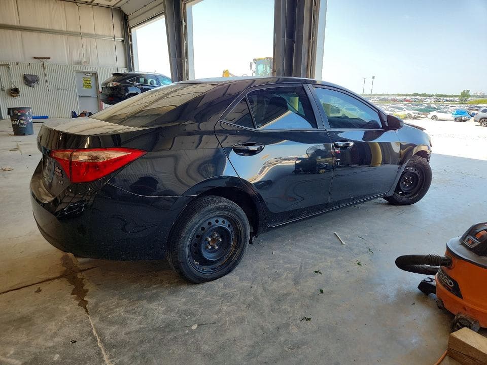 2019 TOYOTA COROLLA LE LE 3