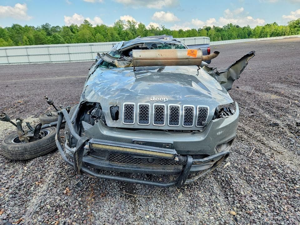 2020 JEEP CHEROKEE LATITUDE PLUS 5