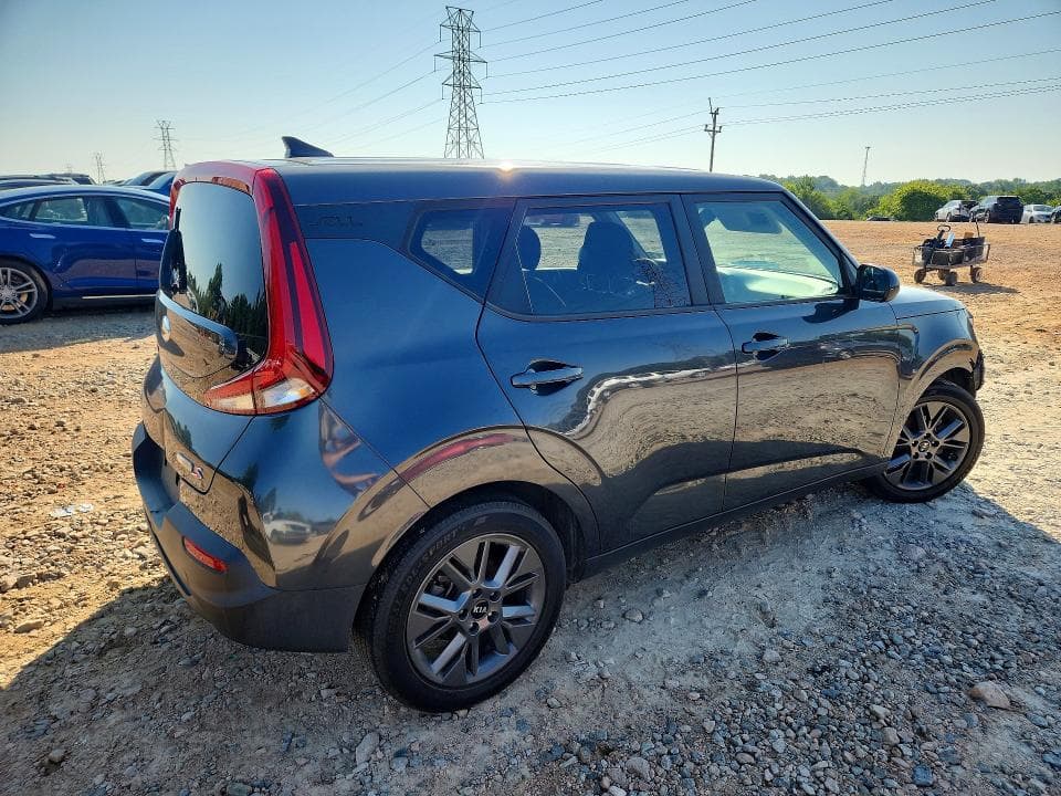 2021 KIA SOUL S 3
