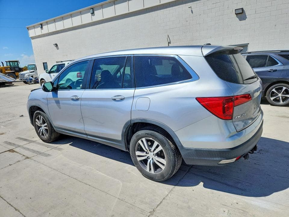 2018 HONDA PILOT EX 2