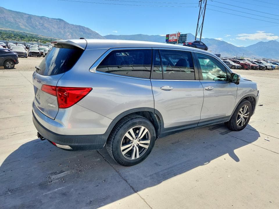 2018 HONDA PILOT EX 3