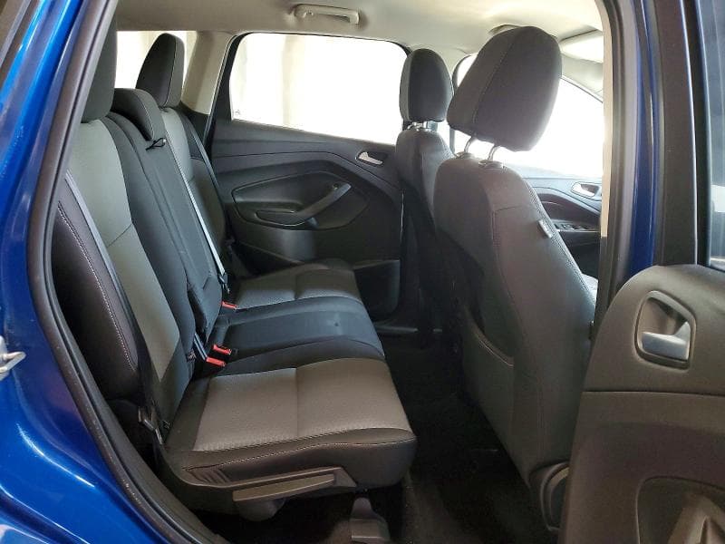2017 FORD ESCAPE SE 11