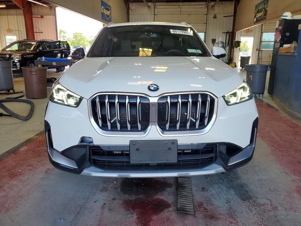 2025 BMW X1 XDRIVE28I 5