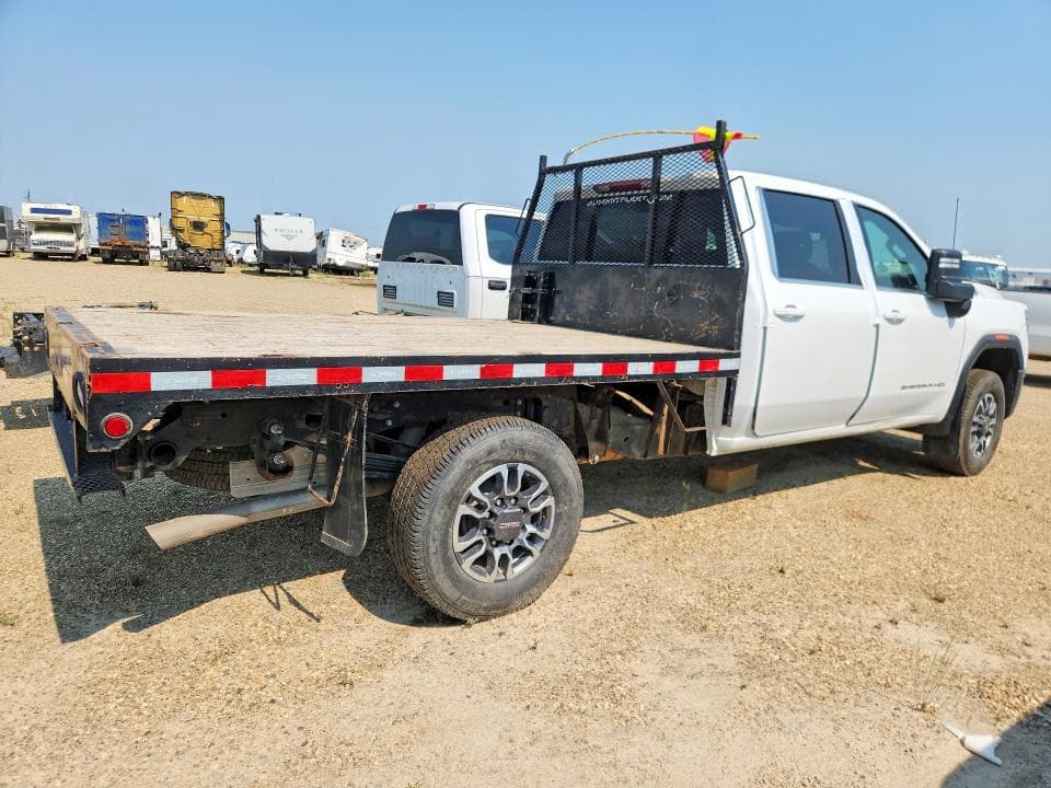2025 GMC SIERRA K3500 SLE 3