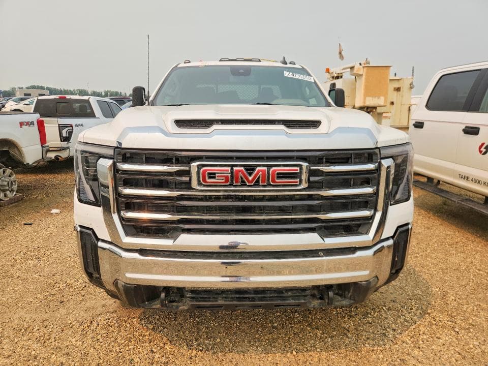 2025 GMC SIERRA K3500 SLE 5